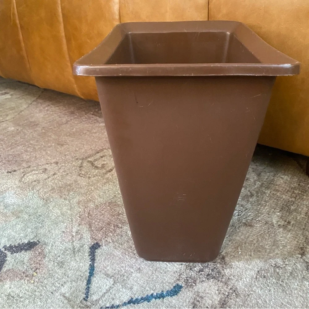 Vintage MCM Rubbermaid 2952 Wastebasket Trash Bin Brown White Flowers